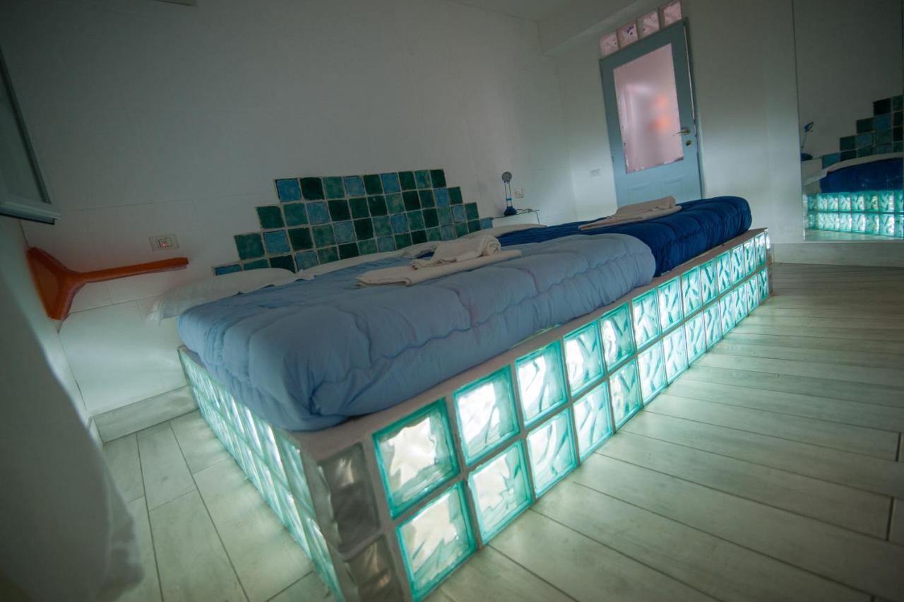 Suite House L'Isola Che Non C'E Fontane Bianche Eksteriør bilde