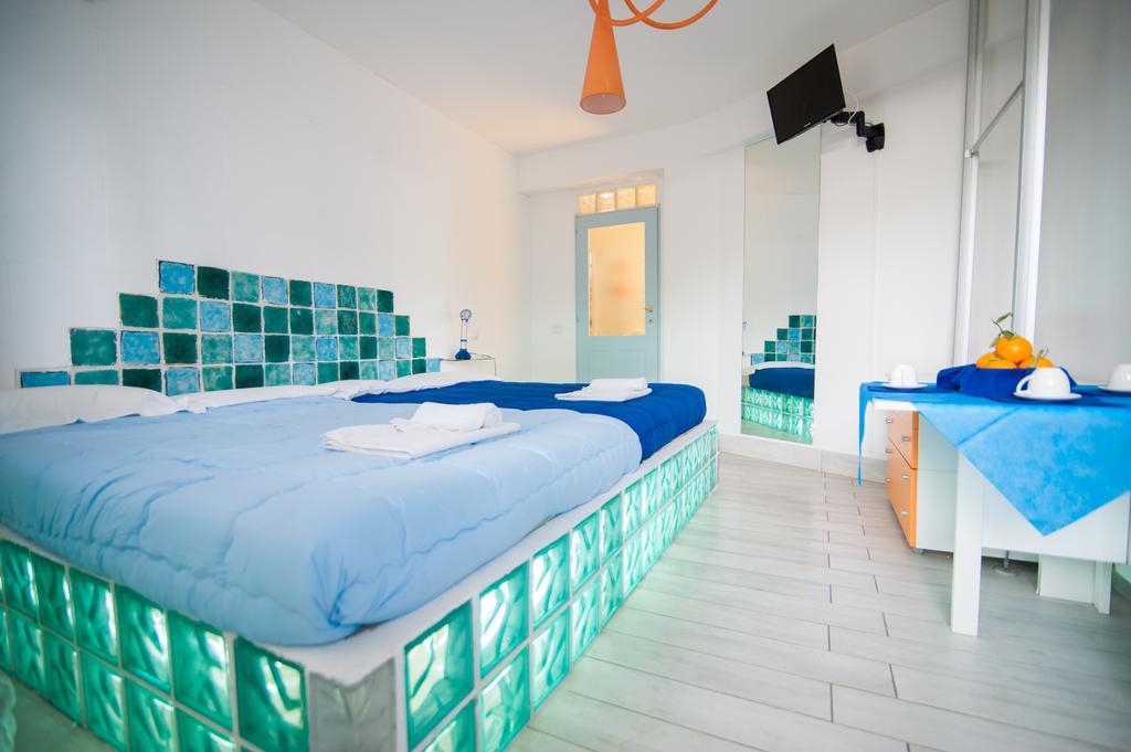 Suite House L'Isola Che Non C'E Fontane Bianche Eksteriør bilde