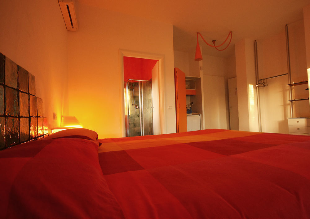 Suite House L'Isola Che Non C'E Fontane Bianche Eksteriør bilde