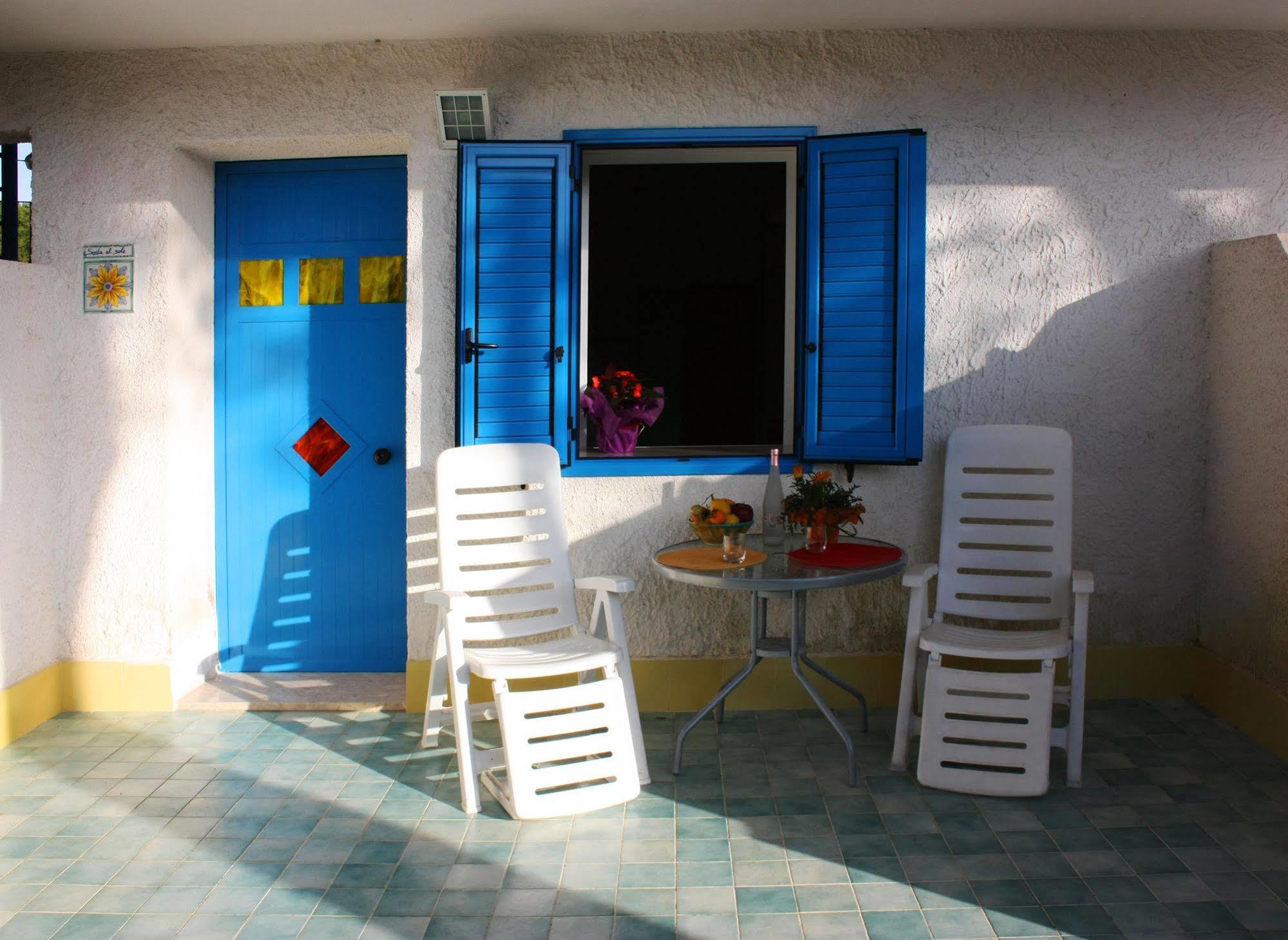 Suite House L'Isola Che Non C'E Fontane Bianche Eksteriør bilde